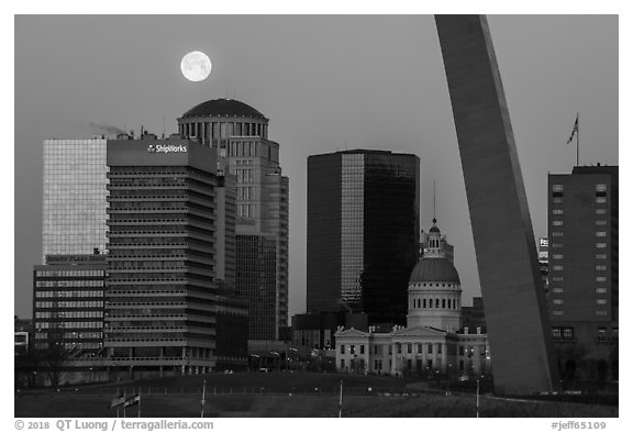 Downtown, Old Courthouse, Arch pillar, and moon. Gateway Arch National Park (black and white)