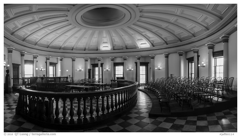 Historic circuit court, Old Courthouse. Gateway Arch National Park (black and white)