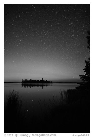 Faint aurora borealis, Bittersweet Island, Kabetogama Lake. Voyageurs National Park (black and white)