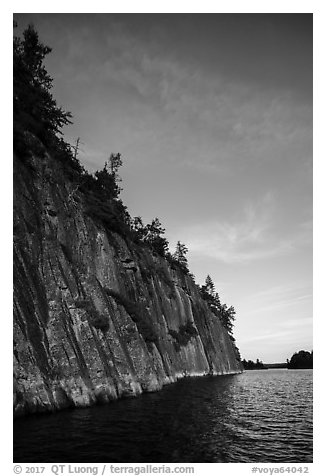 Granite cliffs, Grassy Bay. Voyageurs National Park (black and white)