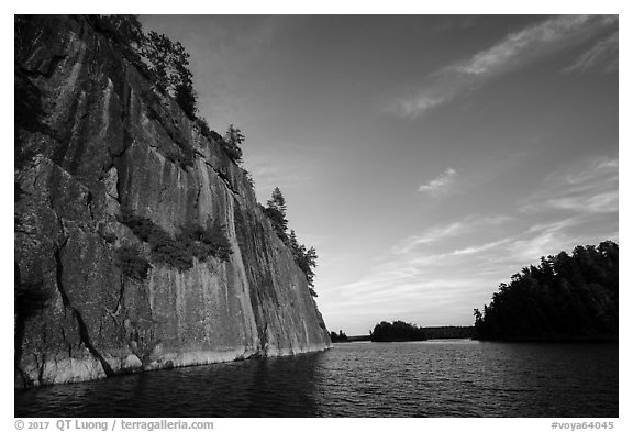 Grassy Bay Cliffs, late afternoon. Voyageurs National Park (black and white)