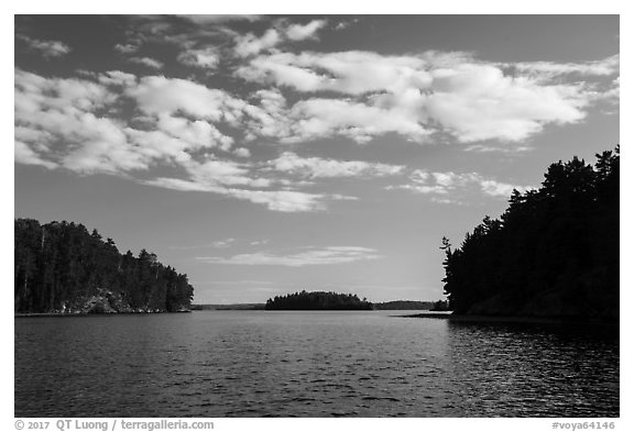 Kings William Narrows and Crane Lake. Voyageurs National Park (black and white)