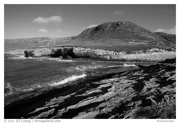 Rocky coastline at the mouth of Lobo Canyon, Santa Rosa Island. Channel Islands National Park (black and white)