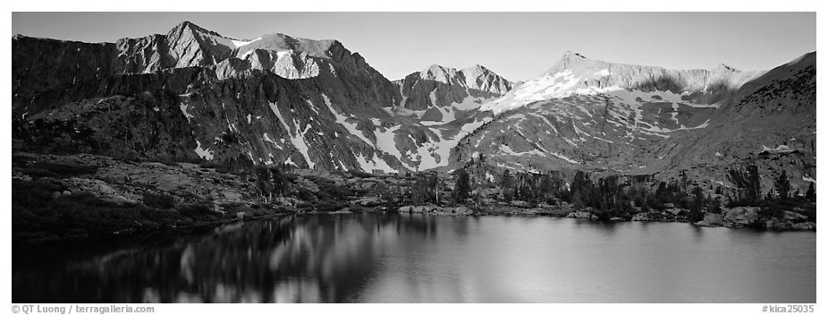 Last last over peaks and reflections. Kings Canyon National Park (black and white)