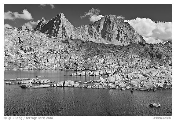 Lake, Isoceles Peak and Mt Giraud, Dusy Basin. Kings Canyon National Park (black and white)