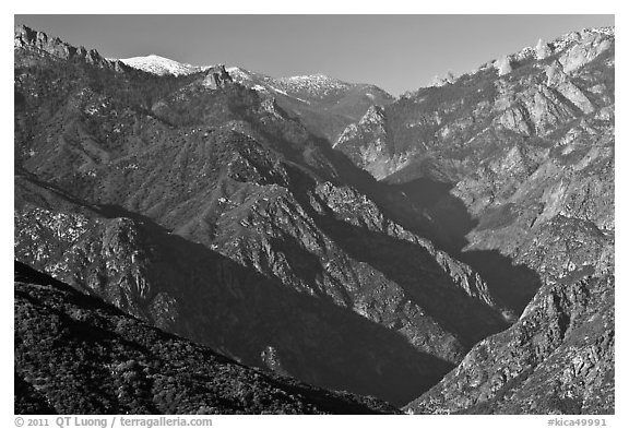 Middle Forks of the Kings River with snowy Spanish Mountain. Kings Canyon National Park (black and white)
