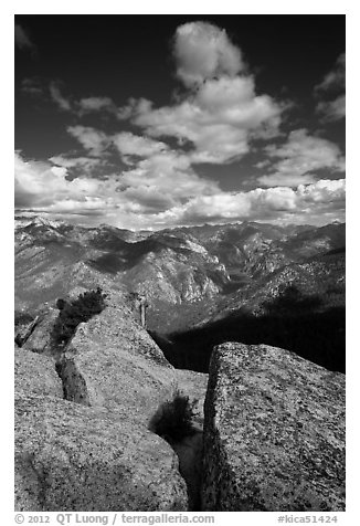 Summit blocks of Lookout Peak and Cedar Grove. Kings Canyon National Park (black and white)