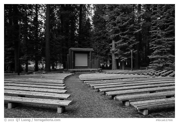 Amphitheater, Sunset Campground. Kings Canyon National Park (black and white)