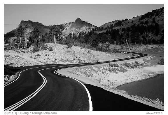 Road near Lake Helen. Lassen Volcanic National Park (black and white)