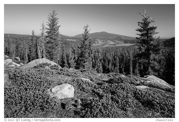 View from Inspiration Point. Lassen Volcanic National Park (black and white)