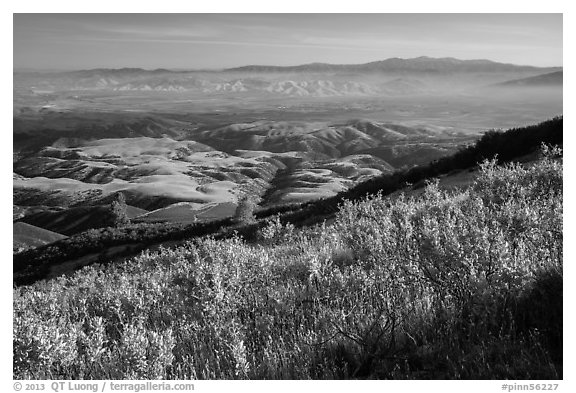 View over Salinas Valley from South Chalone Peak. Pinnacles National Park, California, USA.