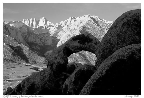 Boulders, Alabama Hills Arch I, Mt Whitney. Sequoia National Park (black and white)