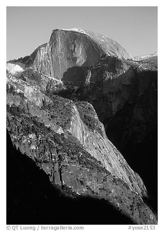 Half-Dome from Yosemite Falls trail, late afternoon. Yosemite National Park (black and white)