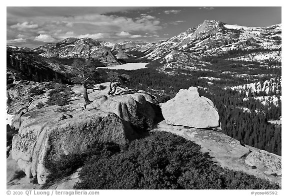Granite outcrops and distant Tenaya Lake in the spring. Yosemite National Park (black and white)
