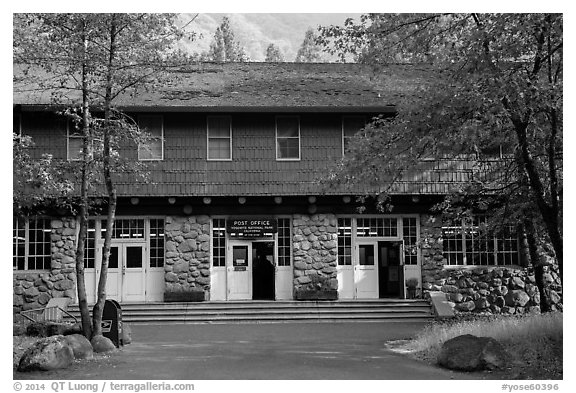 Post Office. Yosemite National Park (black and white)