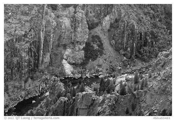 Gunnison River in autumn from above. Black Canyon of the Gunnison National Park (black and white)
