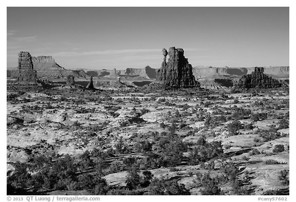 Land of Standing rocks, Maze District. Canyonlands National Park (black and white)