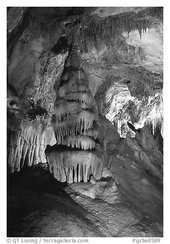 Concretions in Lehman Cave. Great Basin National Park (black and white)