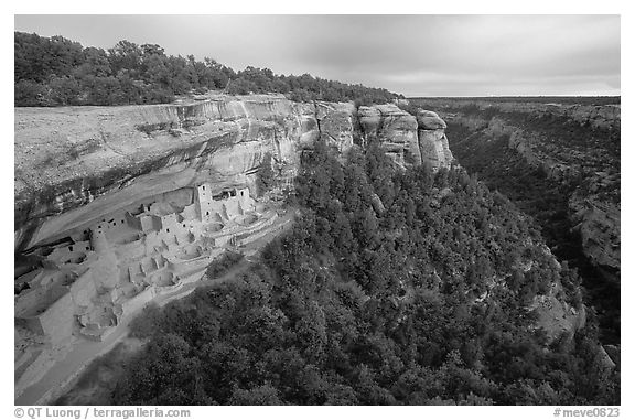 Cliff Palace and Chaplin Mesa, late afternoon. Mesa Verde National Park (black and white)