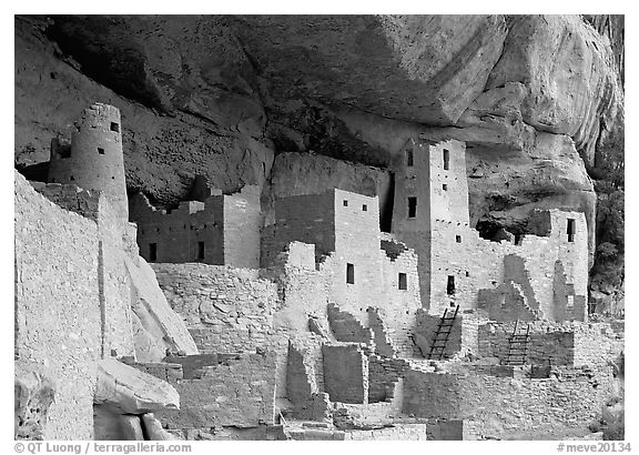 Ancestral pueblan dwellings in Cliff Palace. Mesa Verde National Park (black and white)