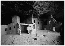 Spruce Tree house. Mesa Verde National Park ( black and white)