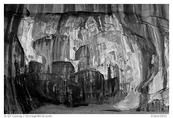 Striated rock wall, Double Arch Alcove, Middle Fork of Taylor Creek. Zion National Park (black and white)