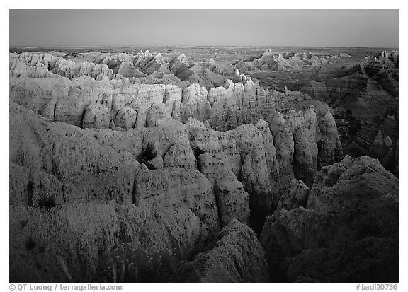 Sheep Mountain table. Badlands National Park (black and white)