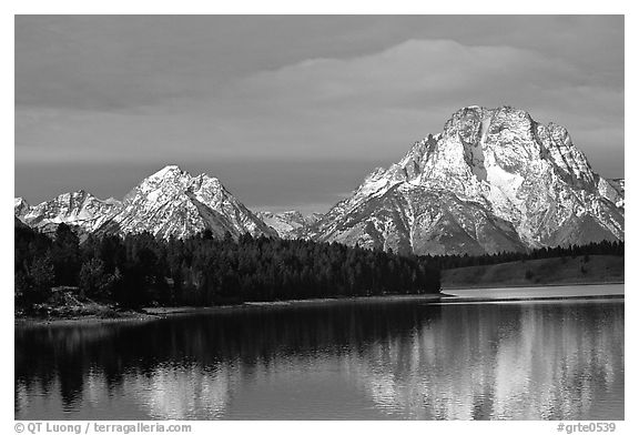 Mt Moran in early winter, reflected in Oxbow bend. Grand Teton National Park, Wyoming, USA.