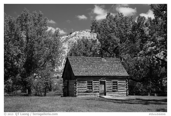 Roosevelt Maltese Cross cabin. Theodore Roosevelt National Park (black and white)
