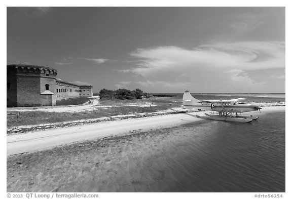 Seaplane and Fort Jefferson. Dry Tortugas National Park (black and white)