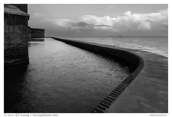 Seawall at sunrise. Dry Tortugas National Park (black and white)