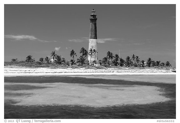 Loggerhead Light and turquoise waters, Loggerhead Key. Dry Tortugas National Park (black and white)