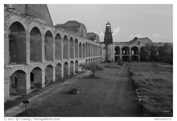 Walls and ruined barracks inside Fort Jefferson. Dry Tortugas National Park (black and white)