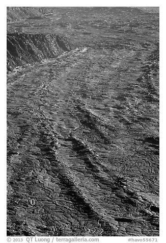 Waves of lava on Mokuaweoweo crater floor. Hawaii Volcanoes National Park (black and white)