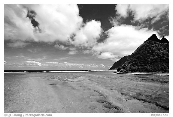 Channel with turquoise waters between Olosega and Ofu. National Park of American Samoa (black and white)