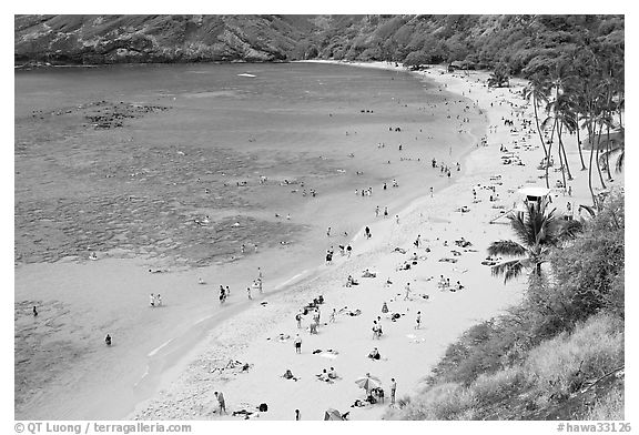 Hanauma Bay beach from above. Oahu island, Hawaii, USA (black and white)