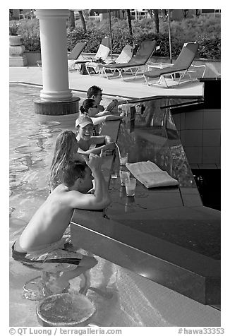 Swim-up bar, Princeville hotel. Kauai island, Hawaii, USA (black and white)