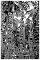 Polynesian idols, Puuhonua o Honauau National Historical Park. Big Island, Hawaii, USA (black and white)