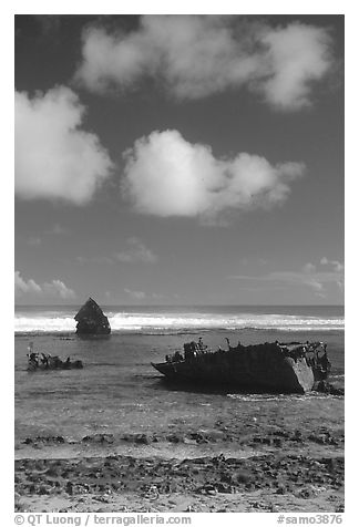 Shipwreck of the Young Kwan. Aunuu Island, American Samoa (black and white)