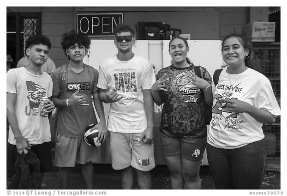 Samoan youngsters, Amouli. Tutuila, American Samoa (black and white)