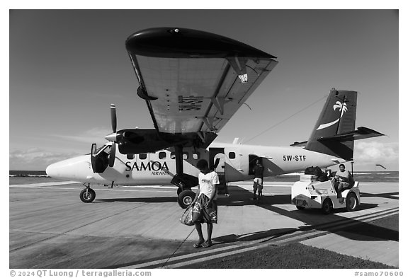 Samoan Airways plane landed on Ofu airstrip in 2024. American Samoa (black and white)