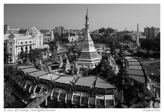 City Hall, Sule Pagoda, and Independence Monument. Yangon, Myanmar (black and white)