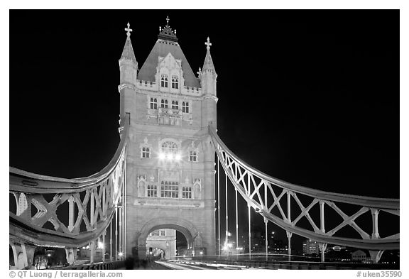 North Tower of the Tower Bridge at night. London, England, United Kingdom