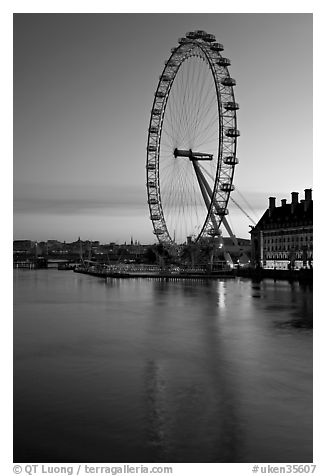 London Eye and Thames River at dawn. London, England, United Kingdom (black and white)