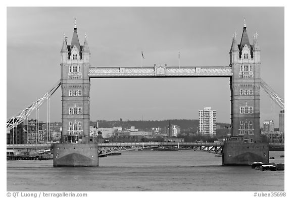 Tower Bridge, late afternoon. London, England, United Kingdom