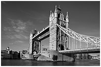 Tower Bridge, early morning. London, England, United Kingdom ( black and white)