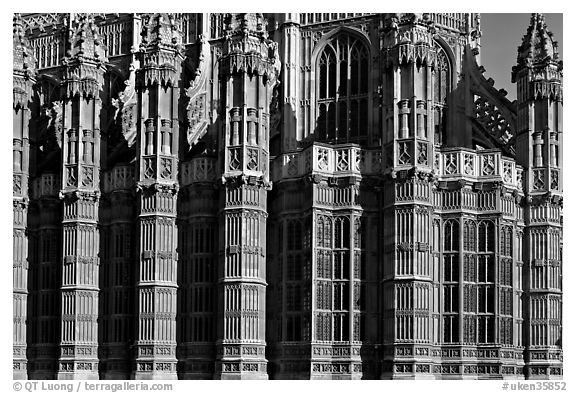 Architectural detail, Westminster Abbey. London, England, United Kingdom (black and white)