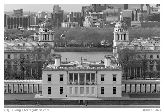 Queen's House, Greenwich Old Royal Naval College, and Thames River. Greenwich, London, England, United Kingdom (black and white)
