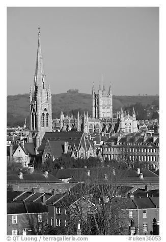 Church and Abbey. Bath, Somerset, England, United Kingdom (black and white)
