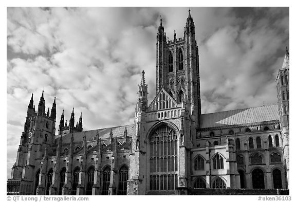 Central tower and south transept, Canterbury Cathedral. Canterbury,  Kent, England, United Kingdom (black and white)